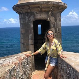 Meet your Posher, Mishell